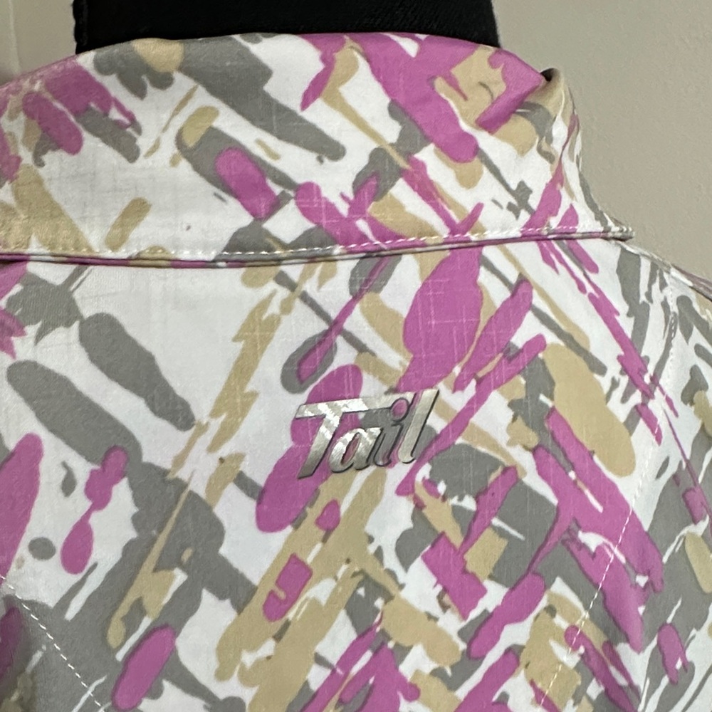 *Tail* Short Sleeve Button-Down Top Multicolor Ab… - image 7